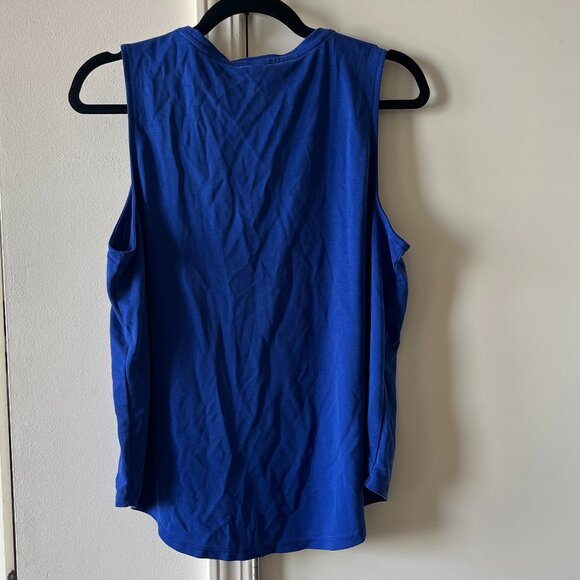 A New Day Tank Top Women's L Blue Pocket Sleeveless Tee - Picture 2 of 4